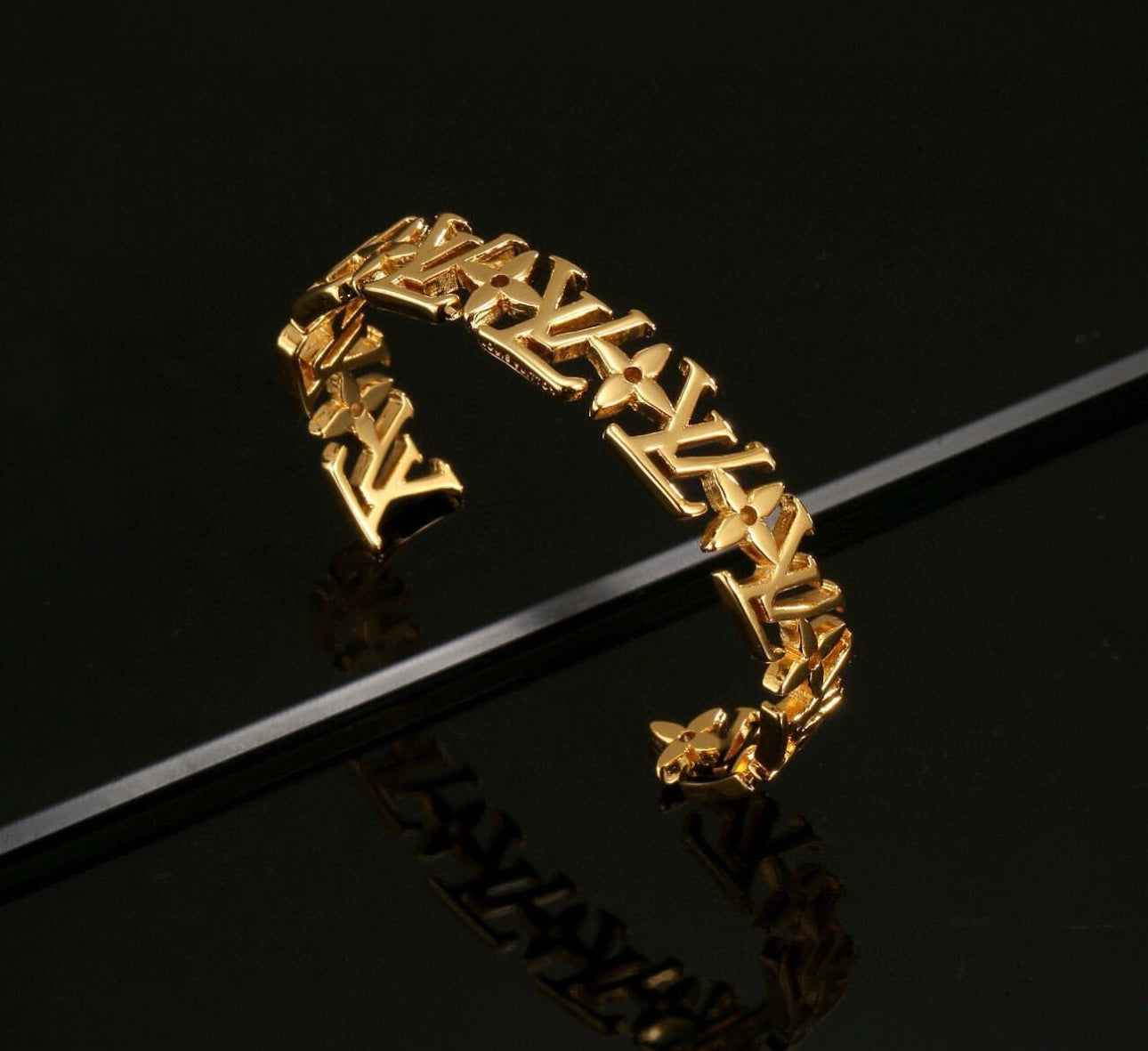 Logo Bracelet