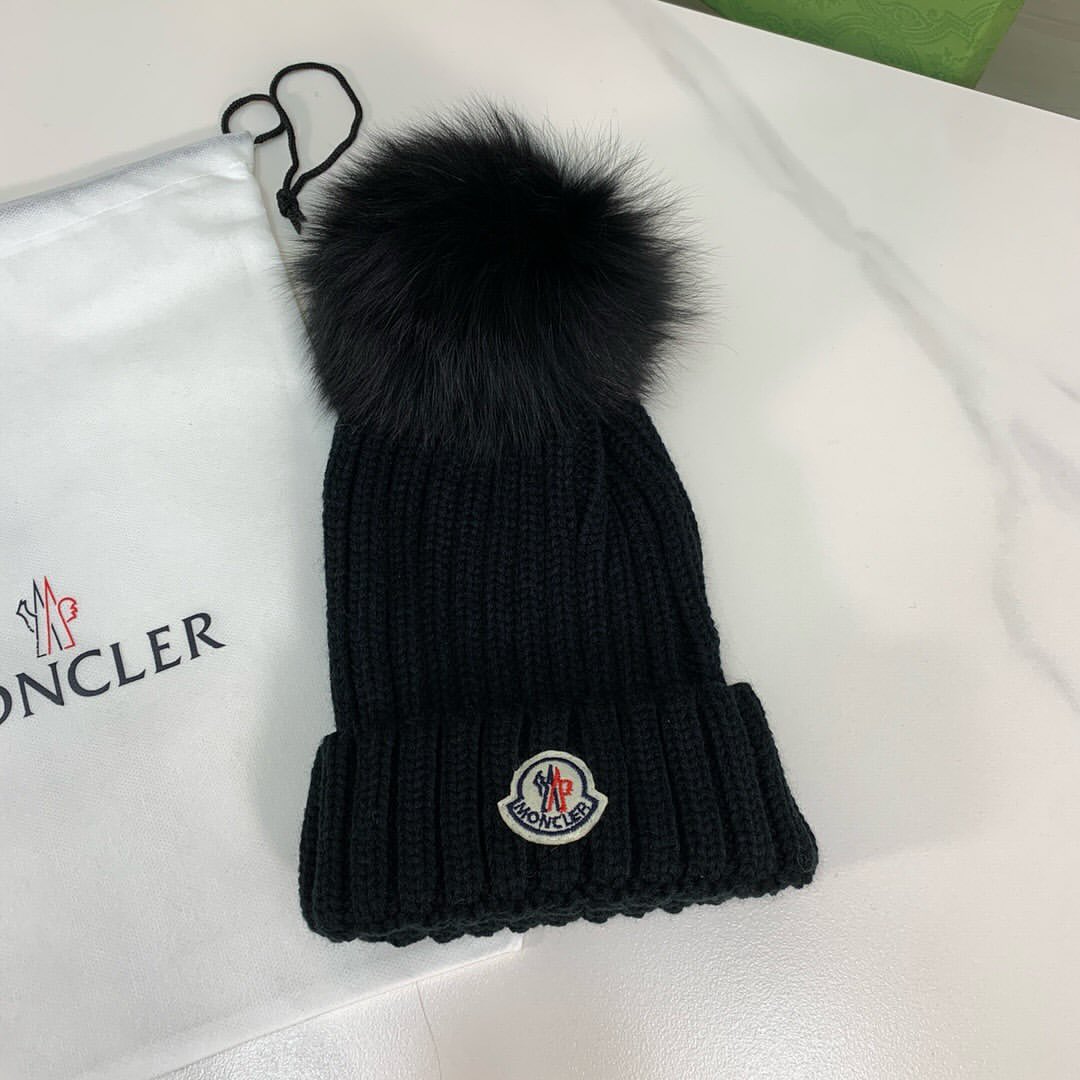 Monty Hat