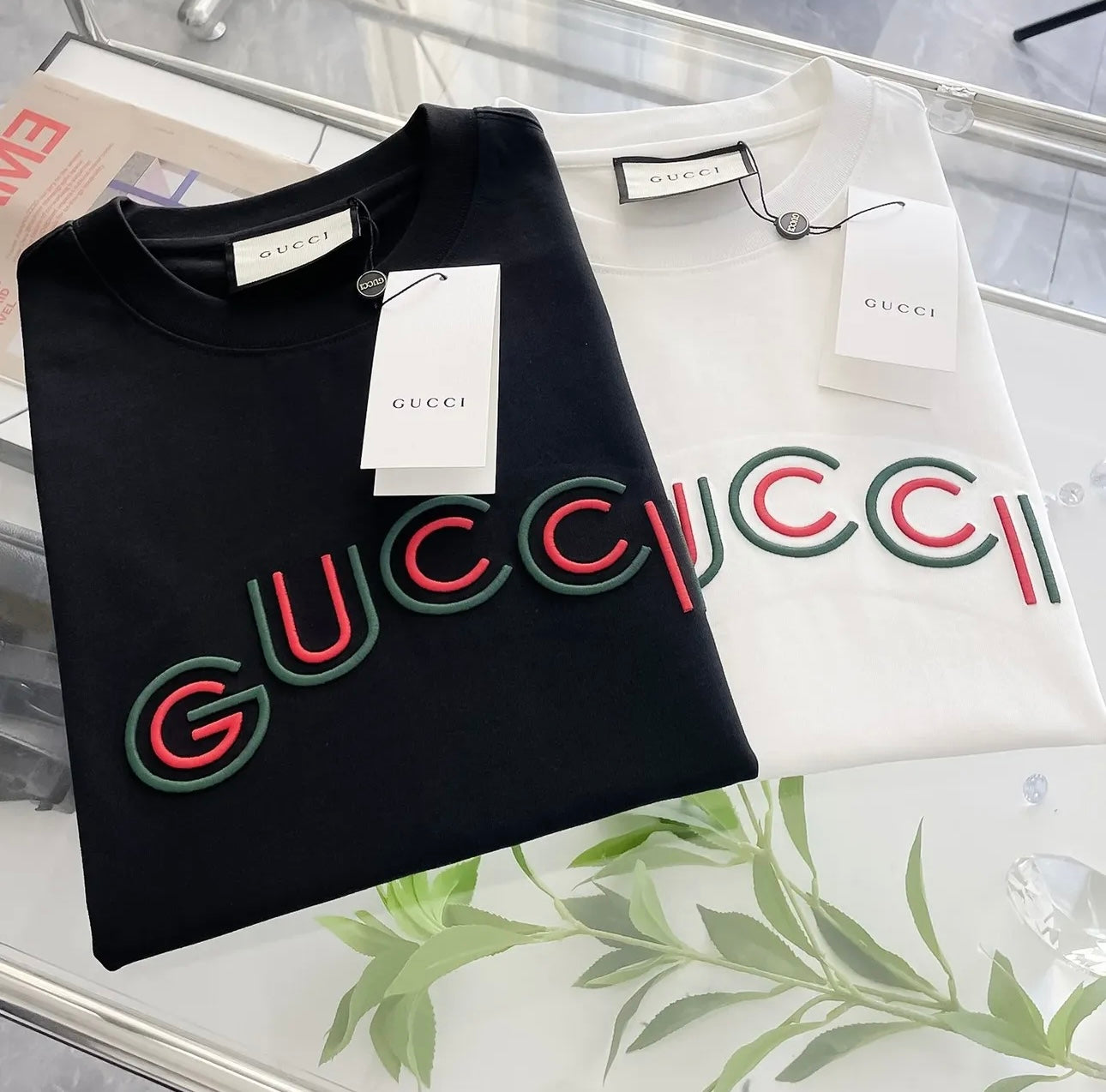 Logo Tee