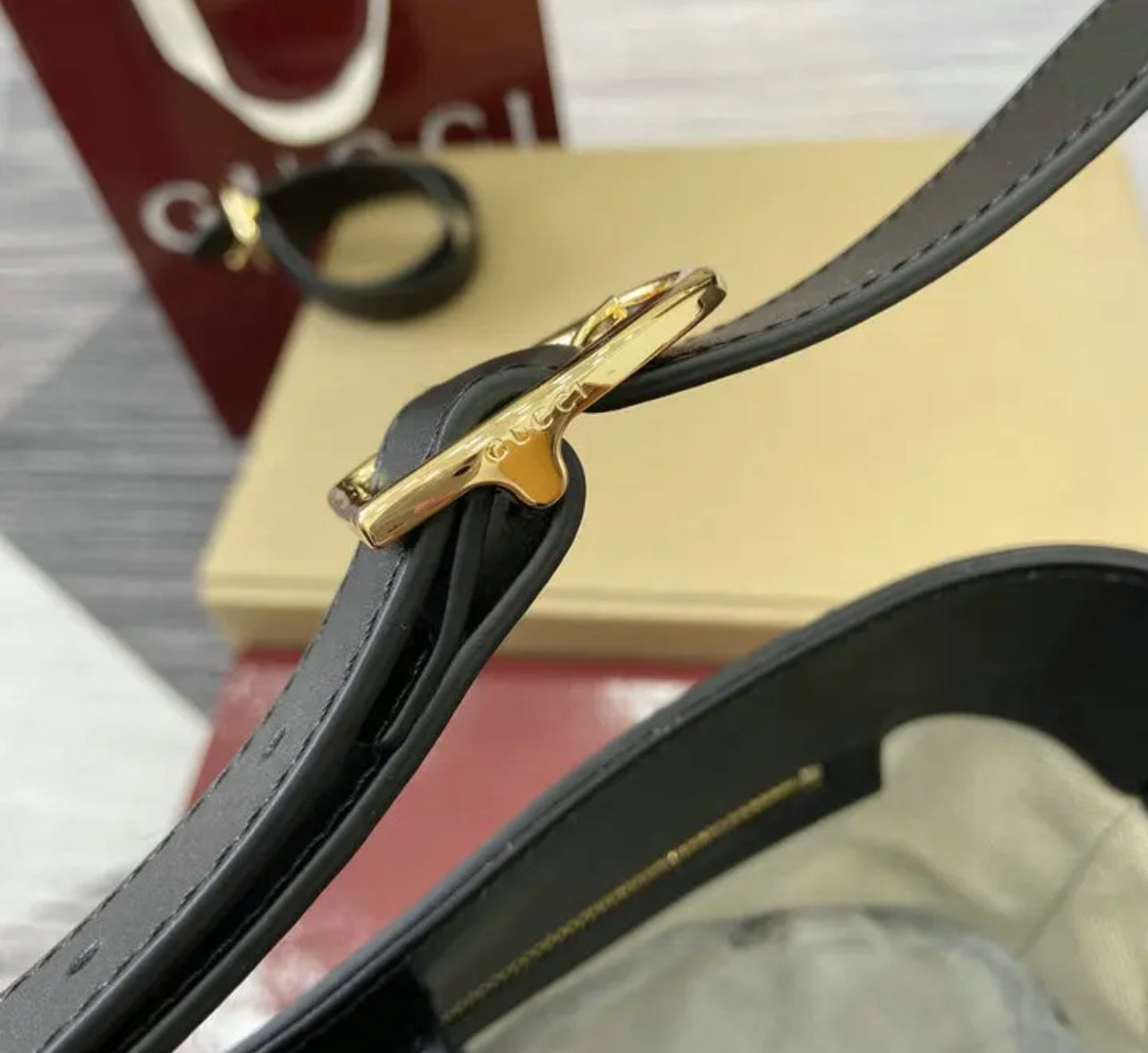 Medium Bucket Bag