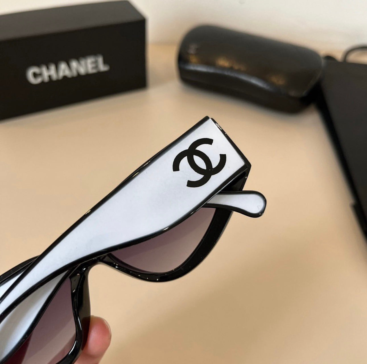Logo Sunglasses