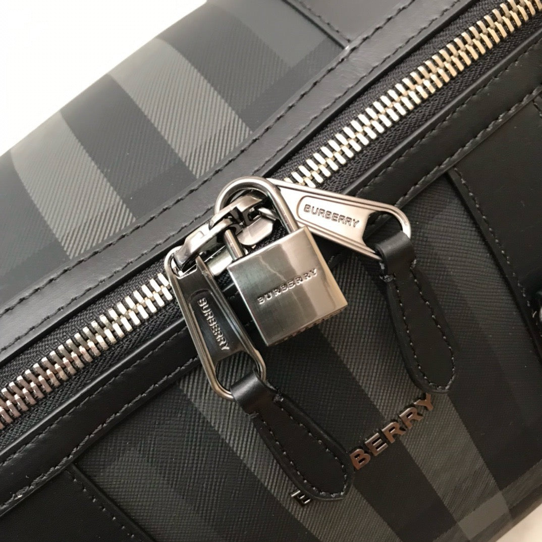 Check Holdall