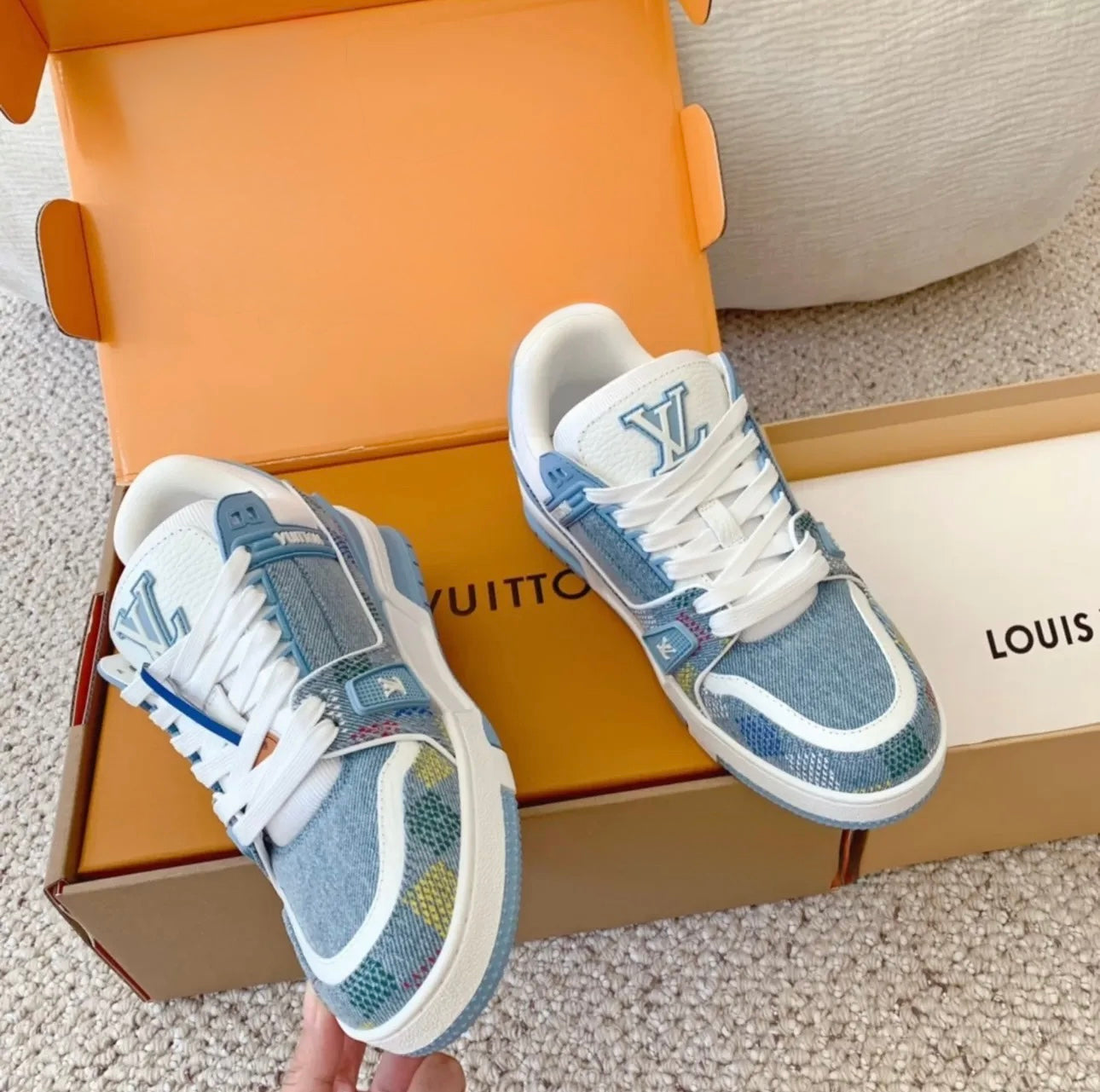 Logo Trainers