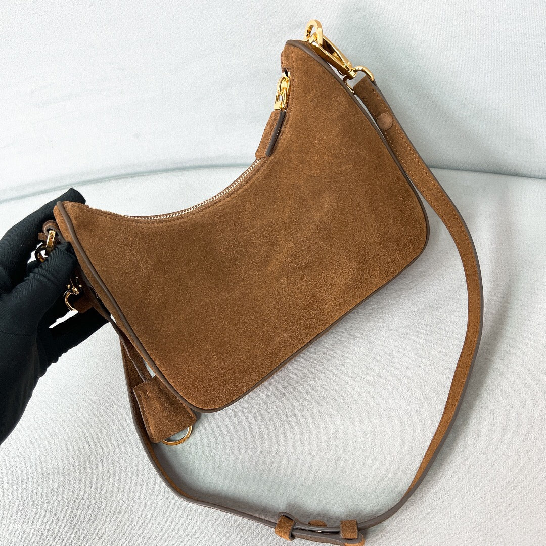 Re Edition Chain Bag
