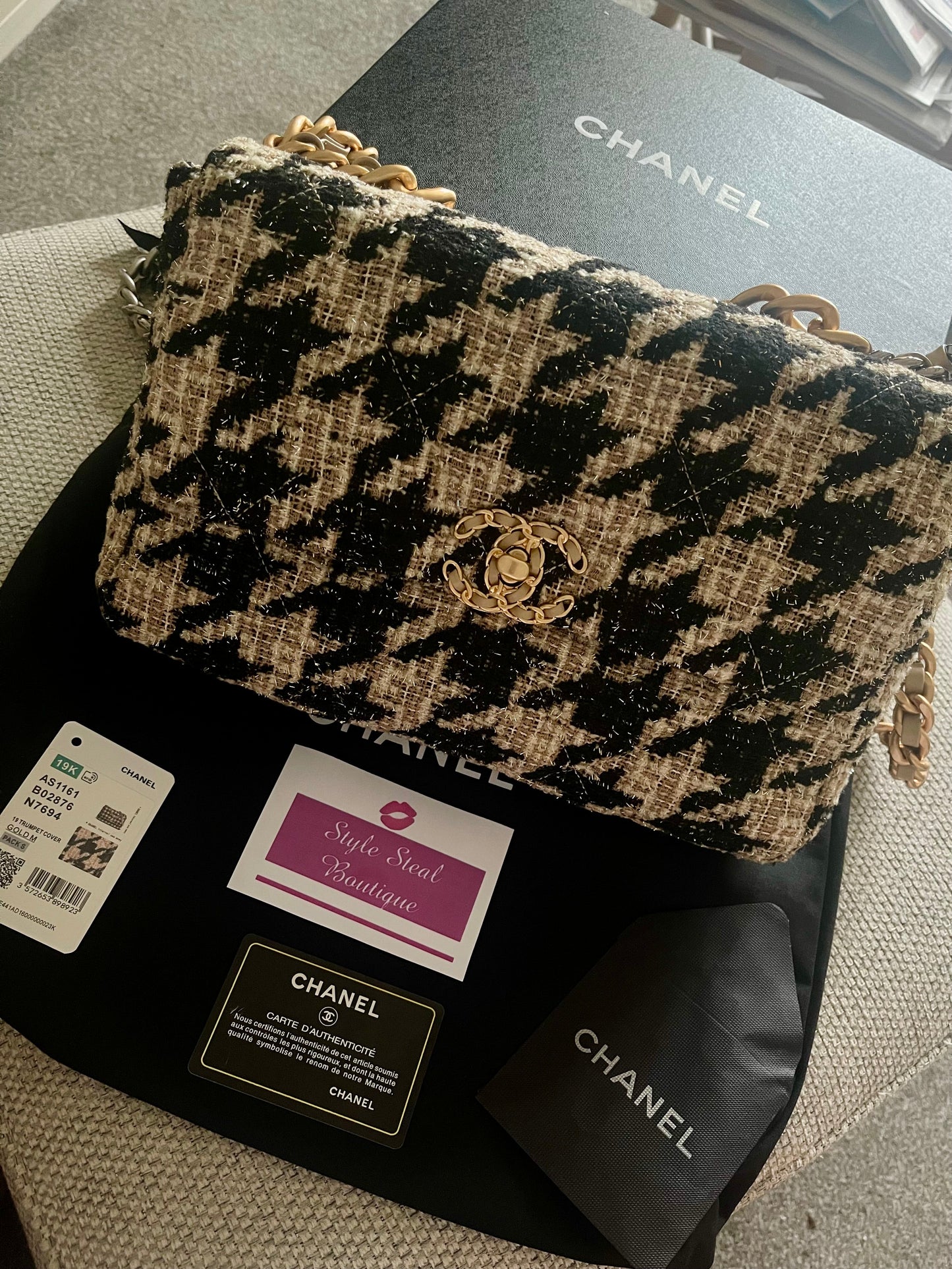 19 Tweed Bag