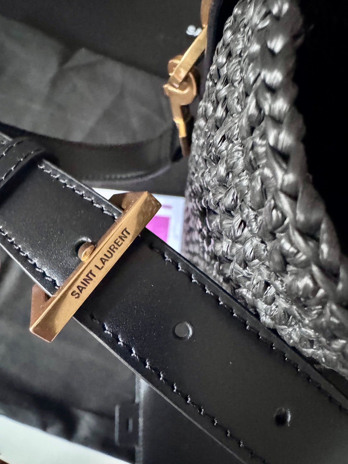 Le 37 Raffia