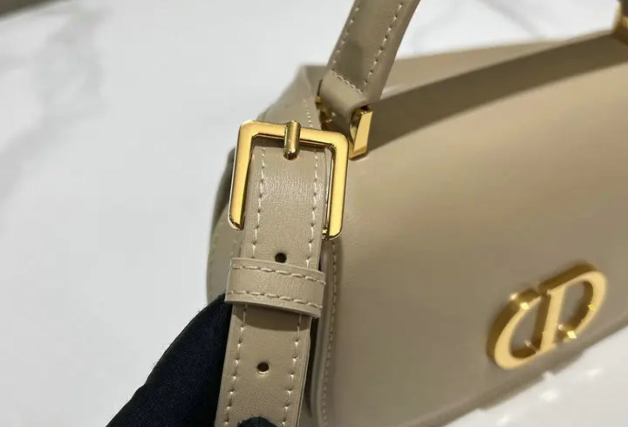 Avenue Top Handle