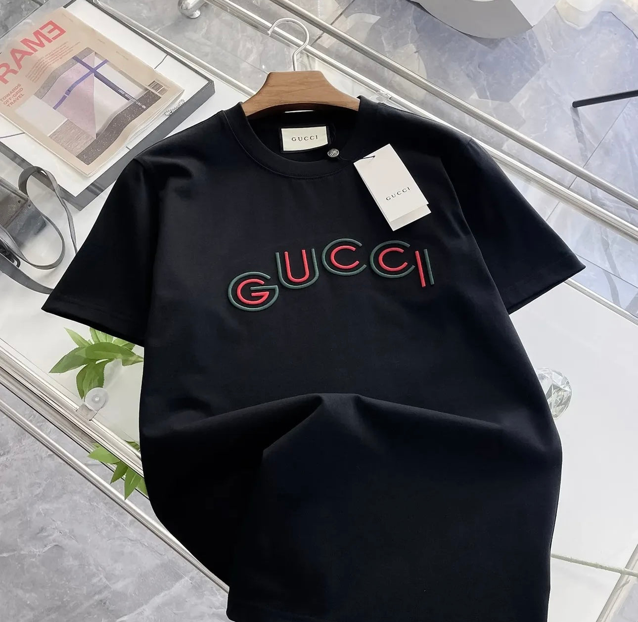 Logo Tee