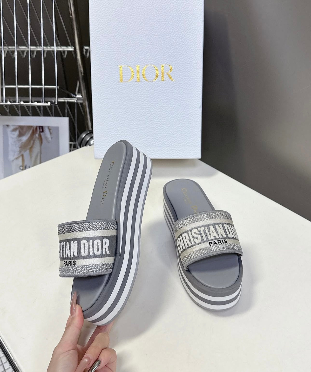 Dway Slides