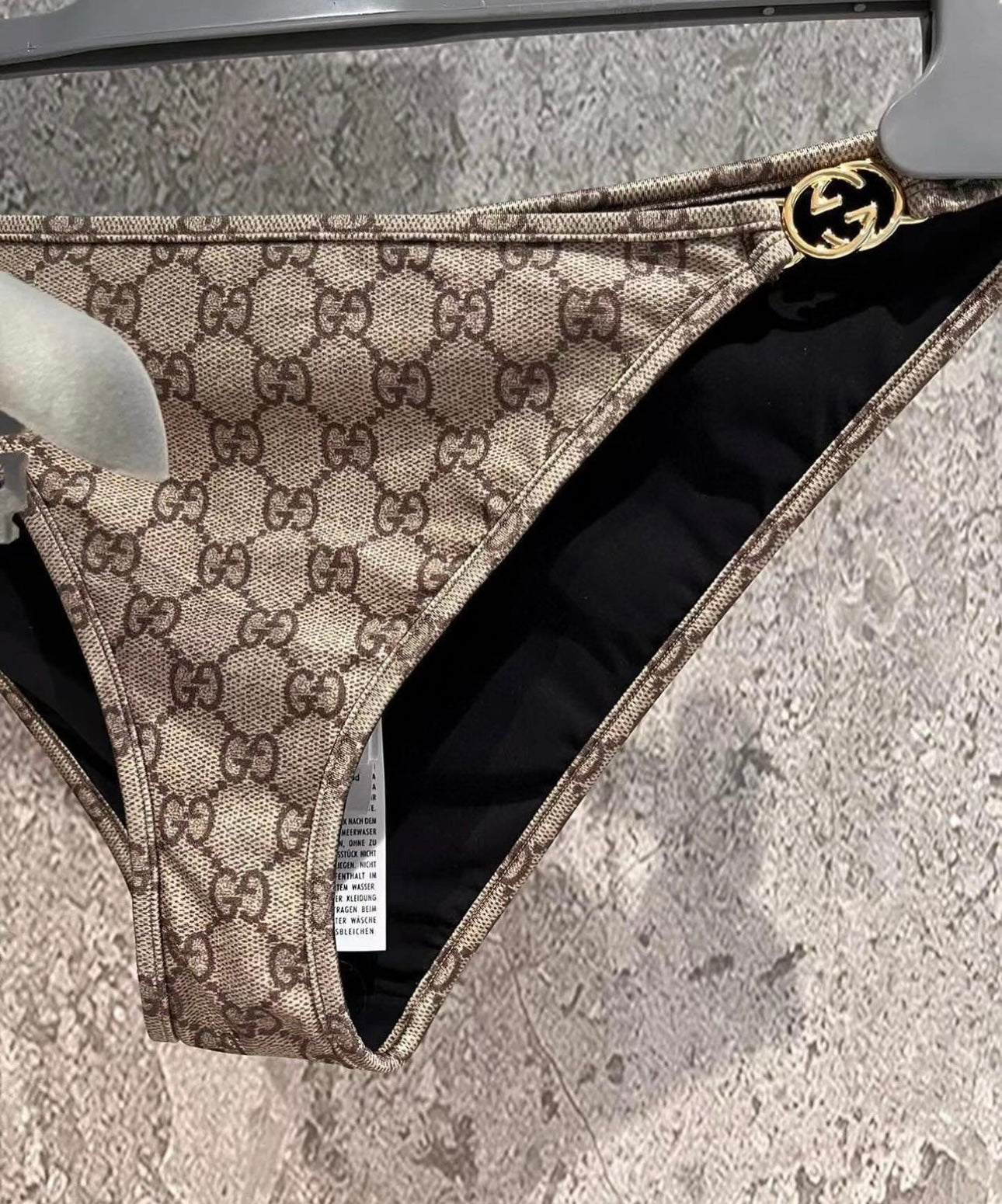 GG Bikini