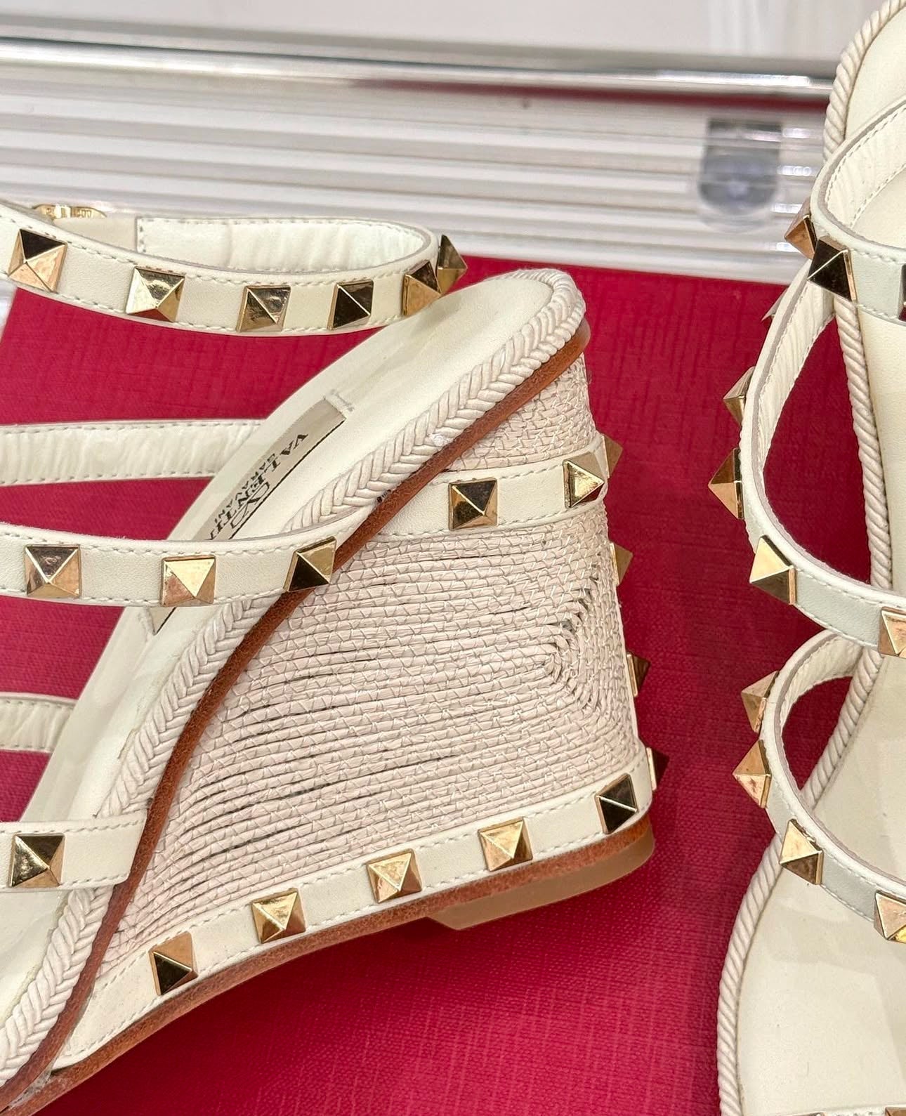 Rockstud Wedges