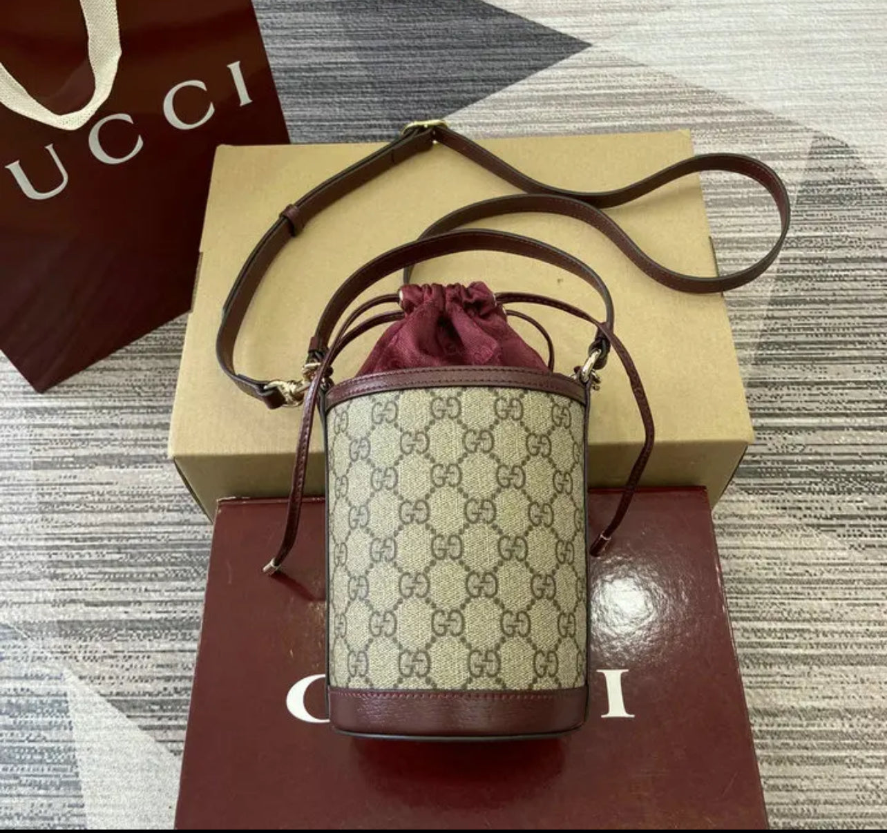 Ophidia Bucket Bag