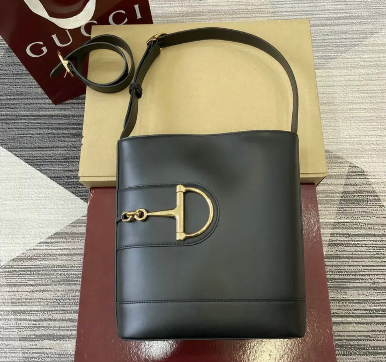 Medium Bucket Bag