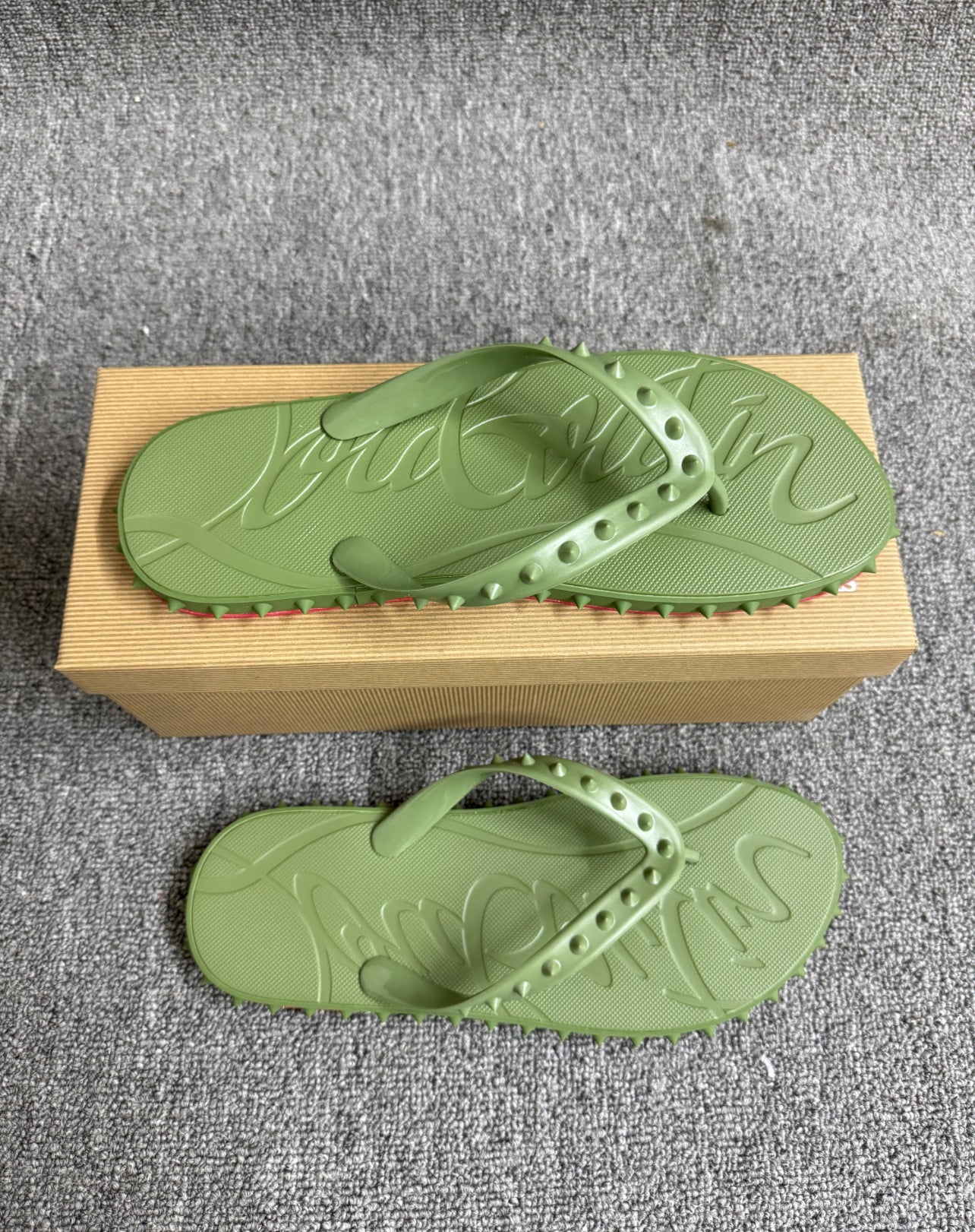 Loubi Flip Flops