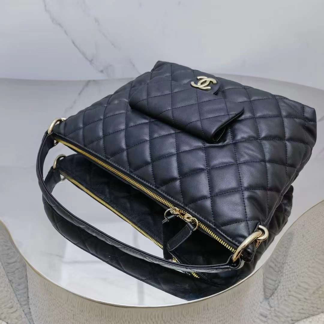 CC Maxi Hobo