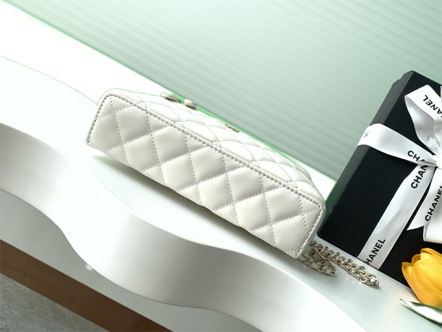Trendy Vanity