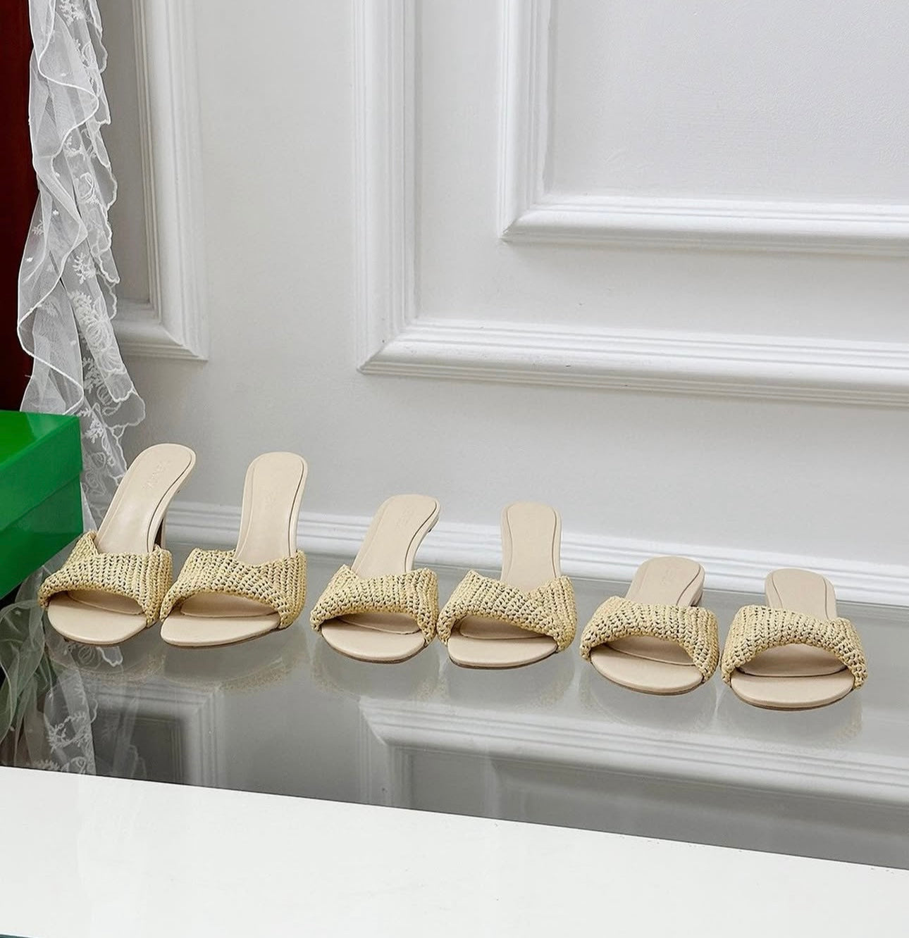 Blink Flat Mules