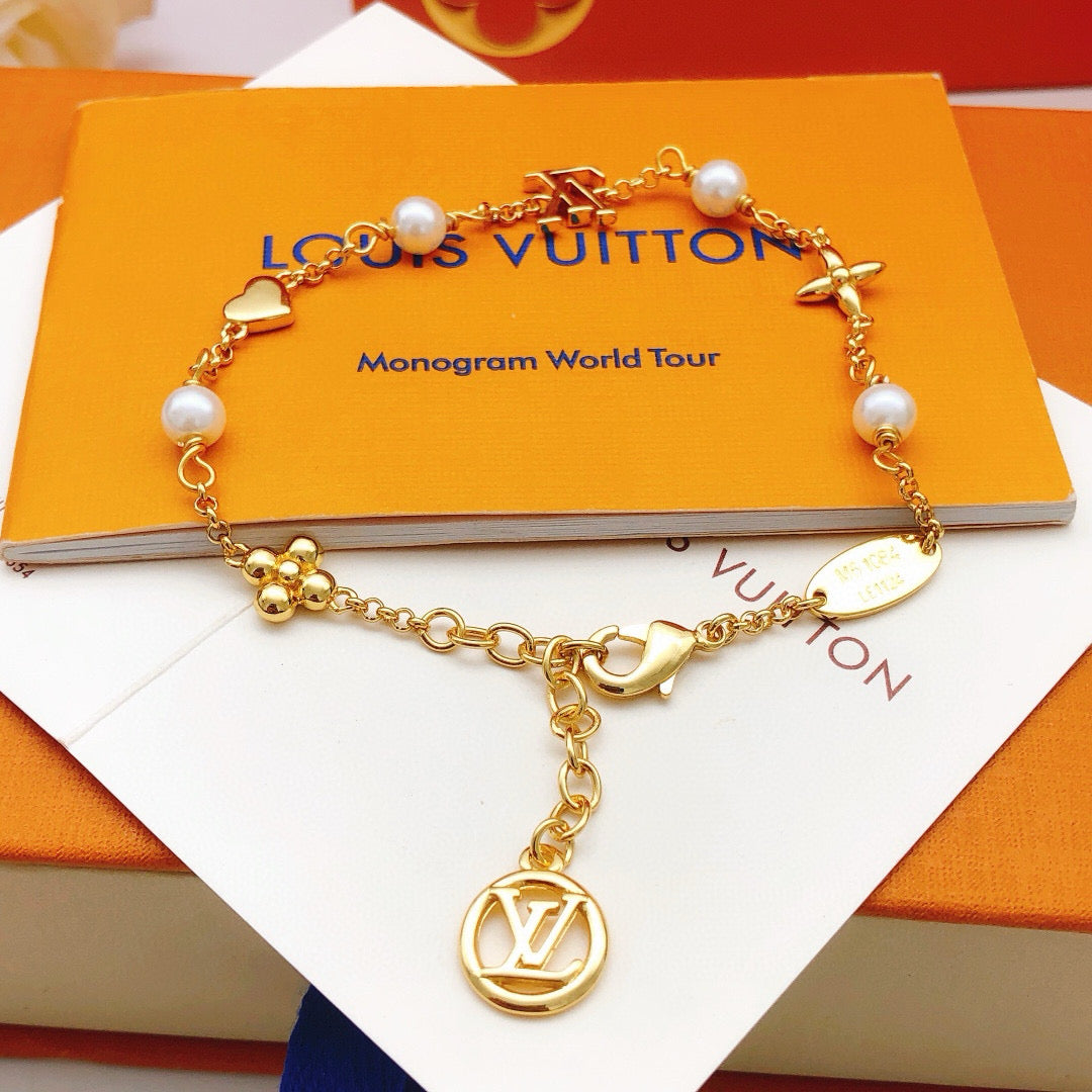 Logo Bracelet