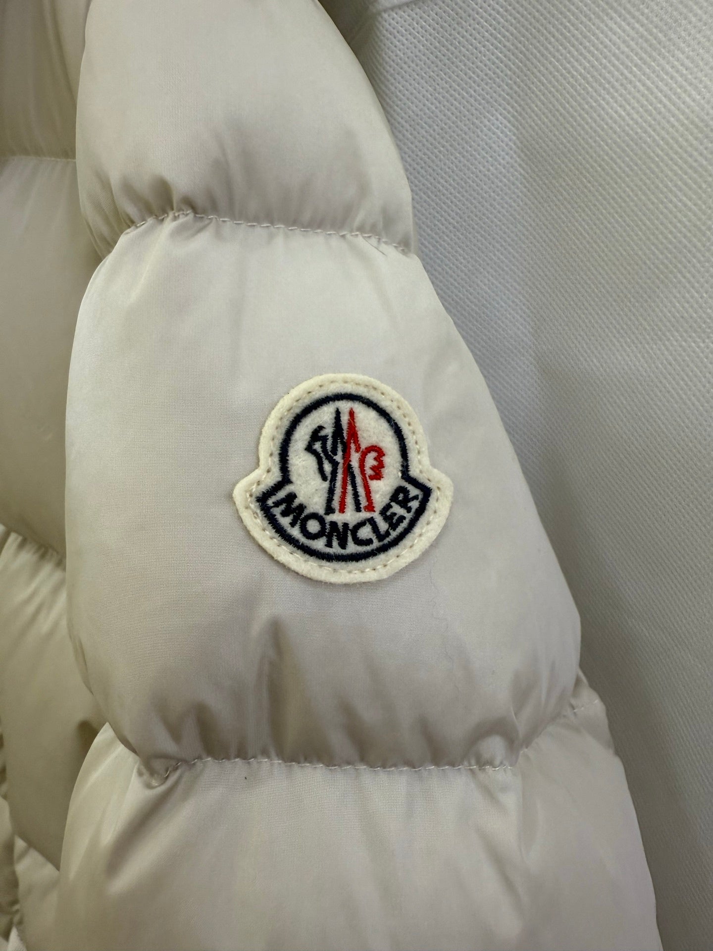 Avoce Jacket