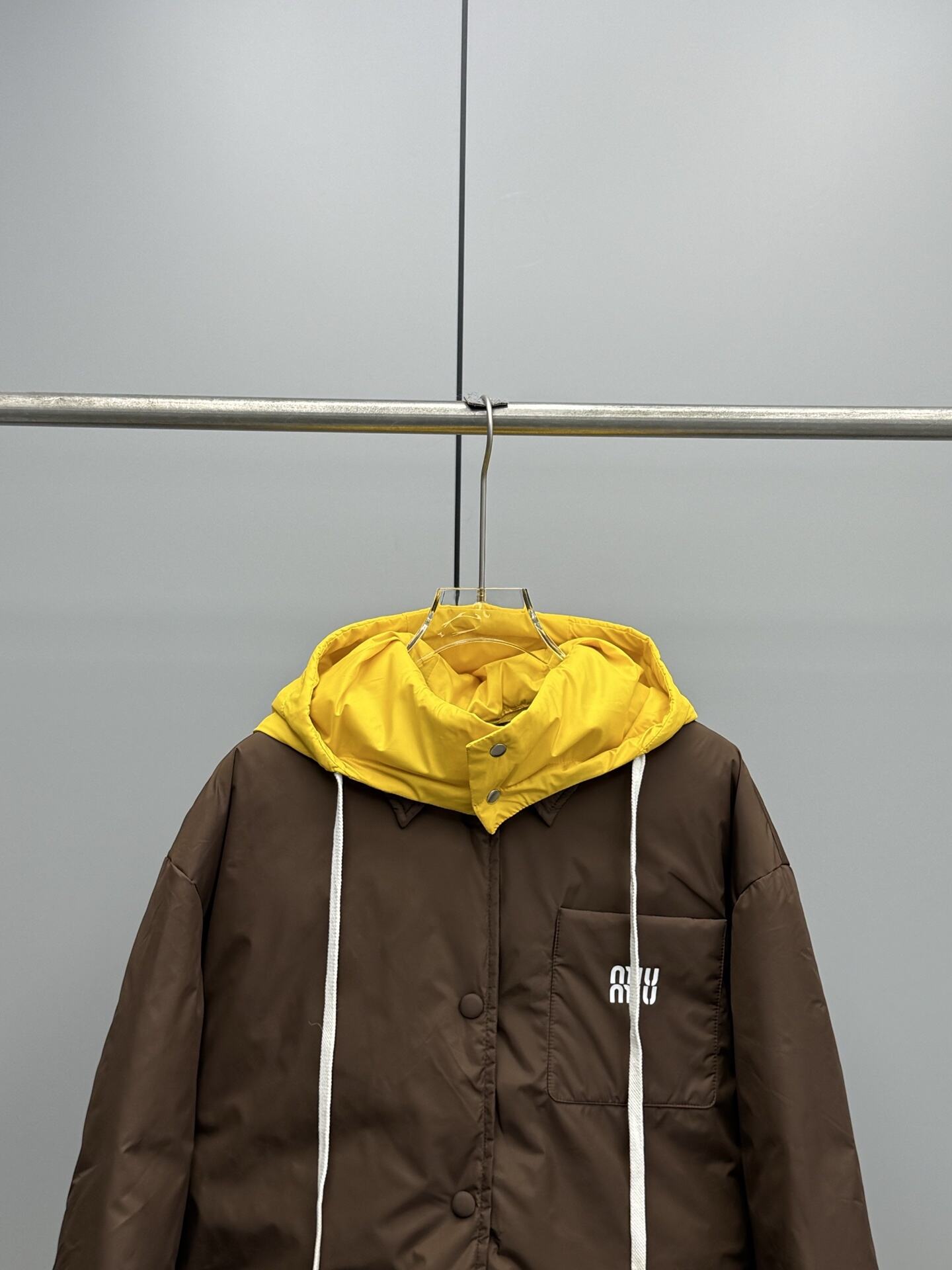 Logo Jacket