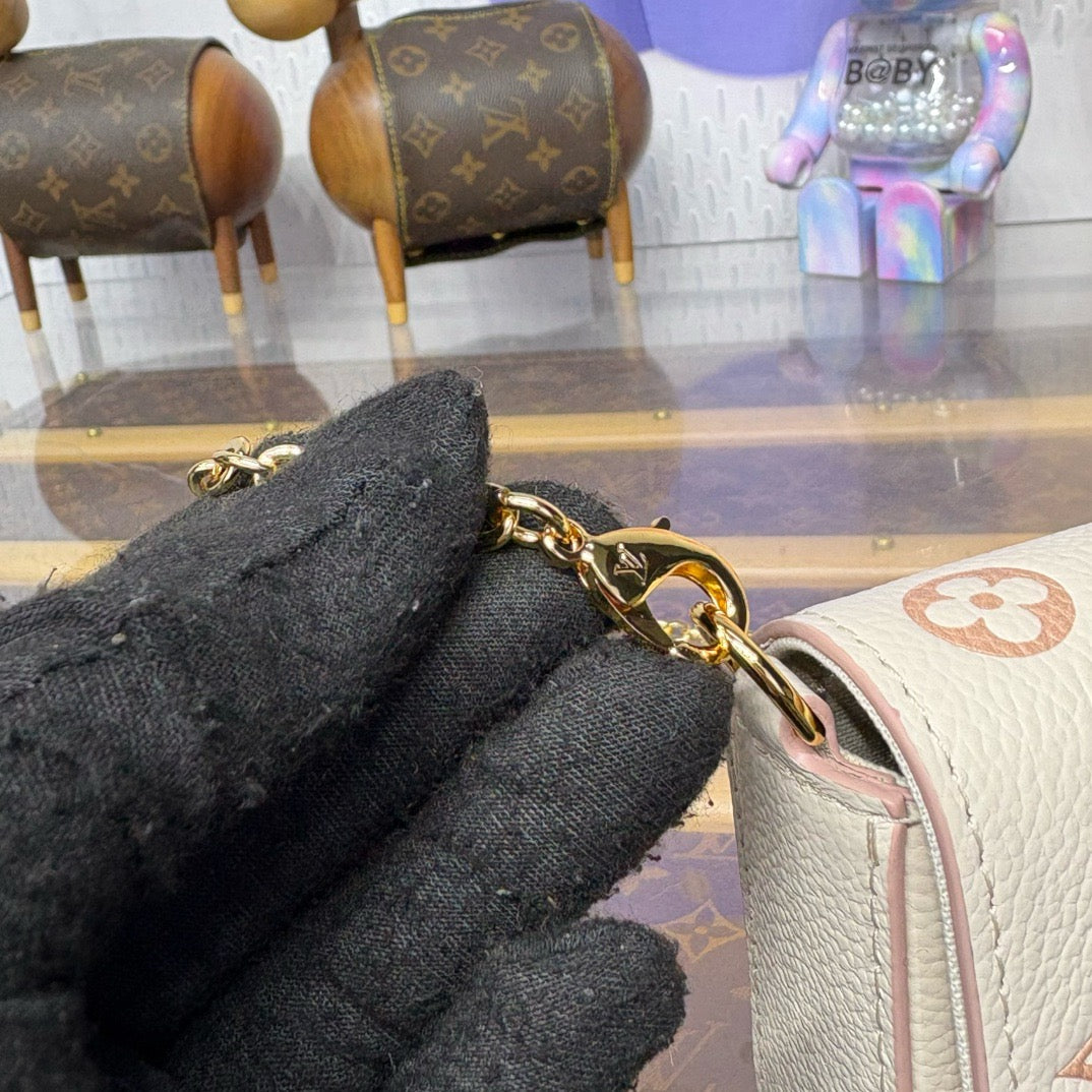 Pochette Felicie