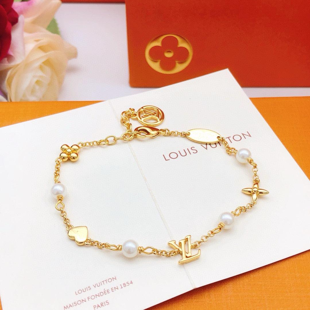 Logo Bracelet