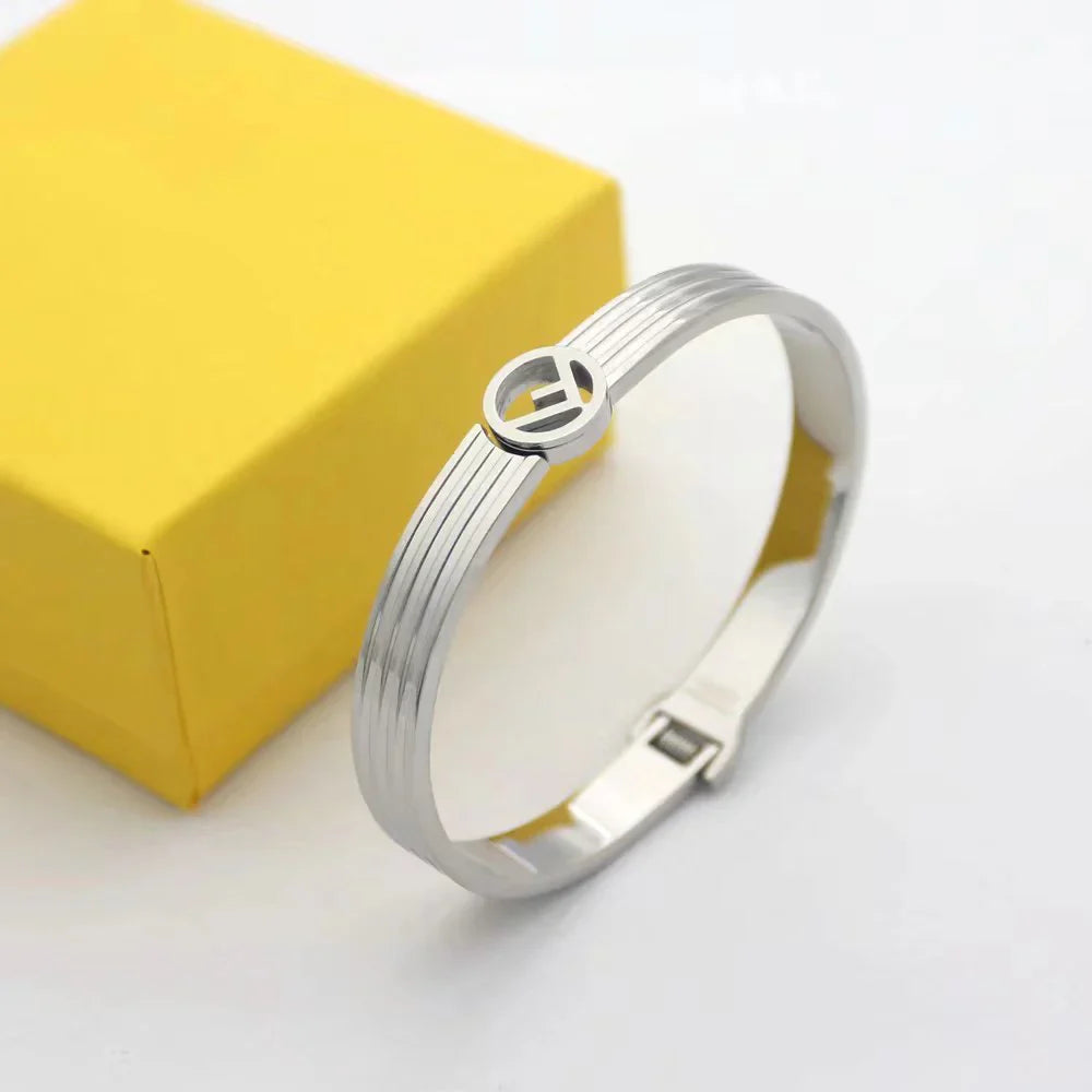 Logo Bracelet