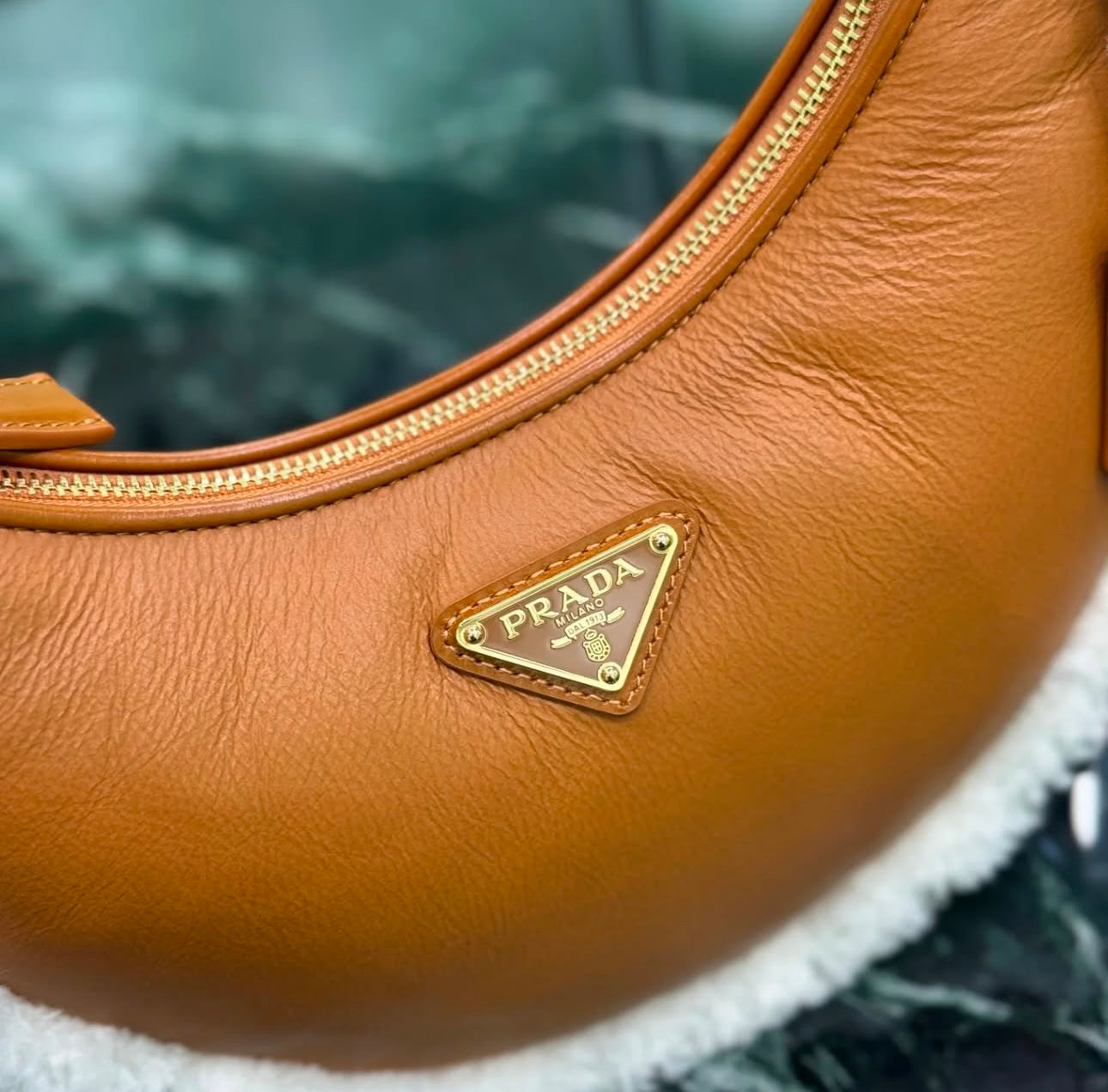 Arque Shoulder Bag