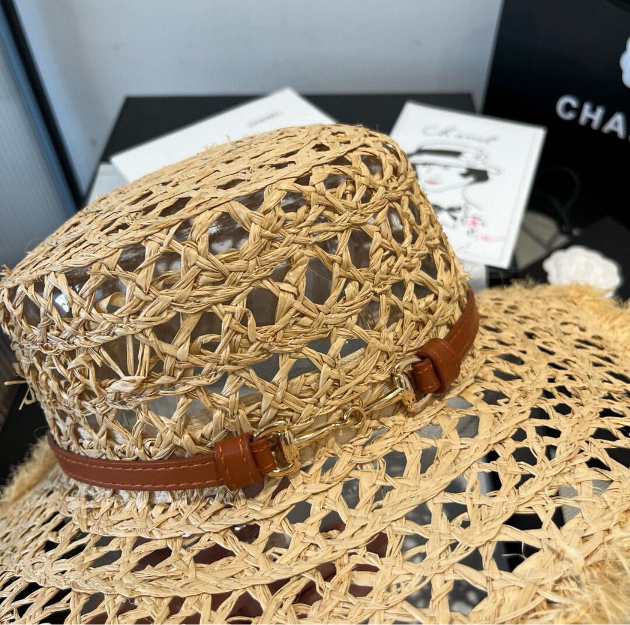 Logo Hat