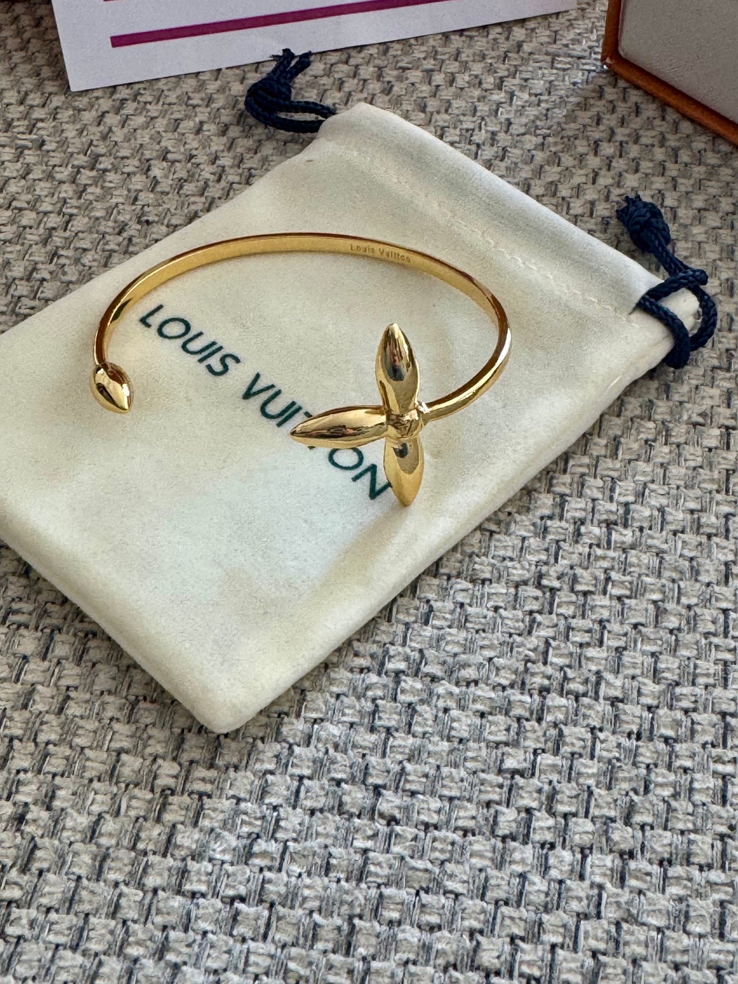Logo Bracelet