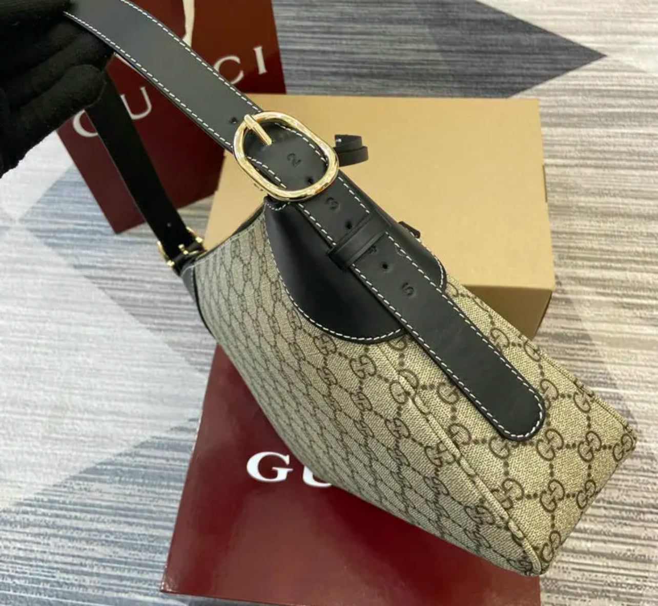 GG Shoulder Bag