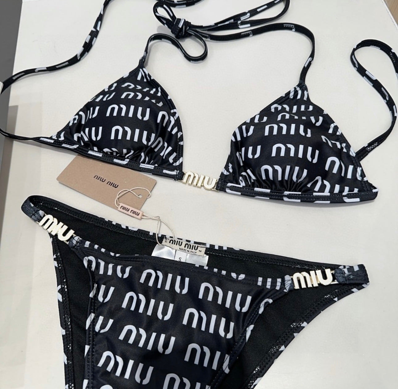 Black & white bikini