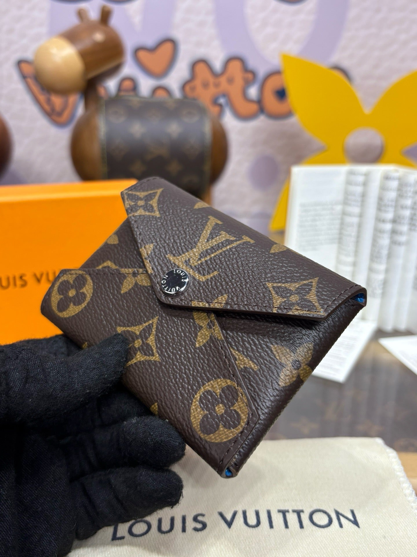 Kirigami Card Holder