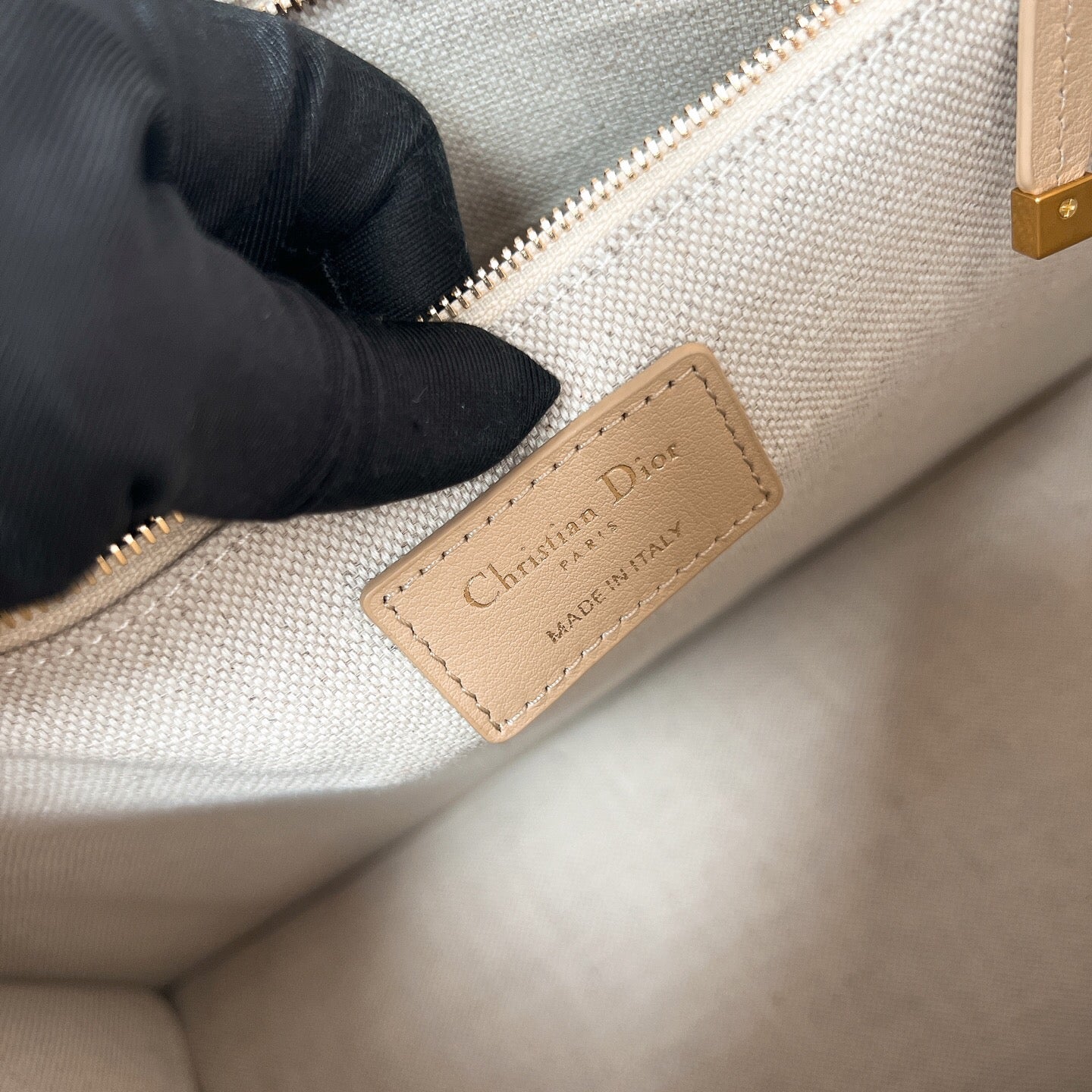 Medium Book Tote