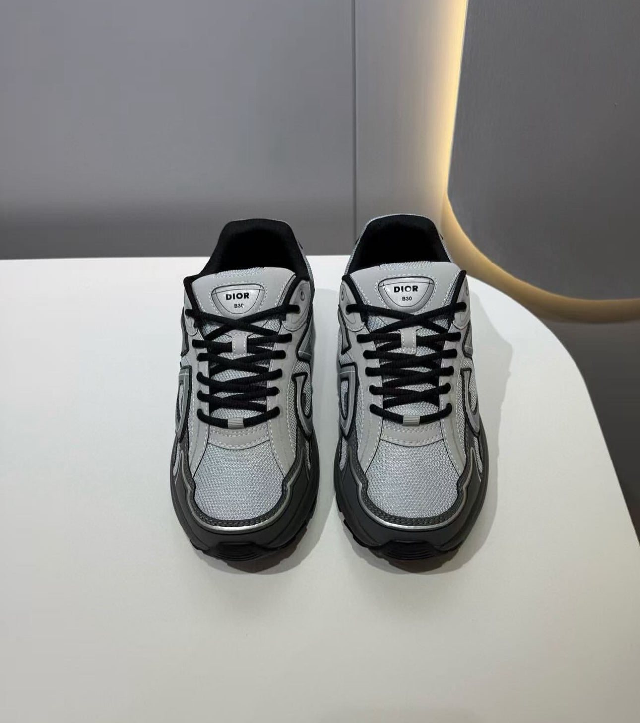 B30 Sneaker