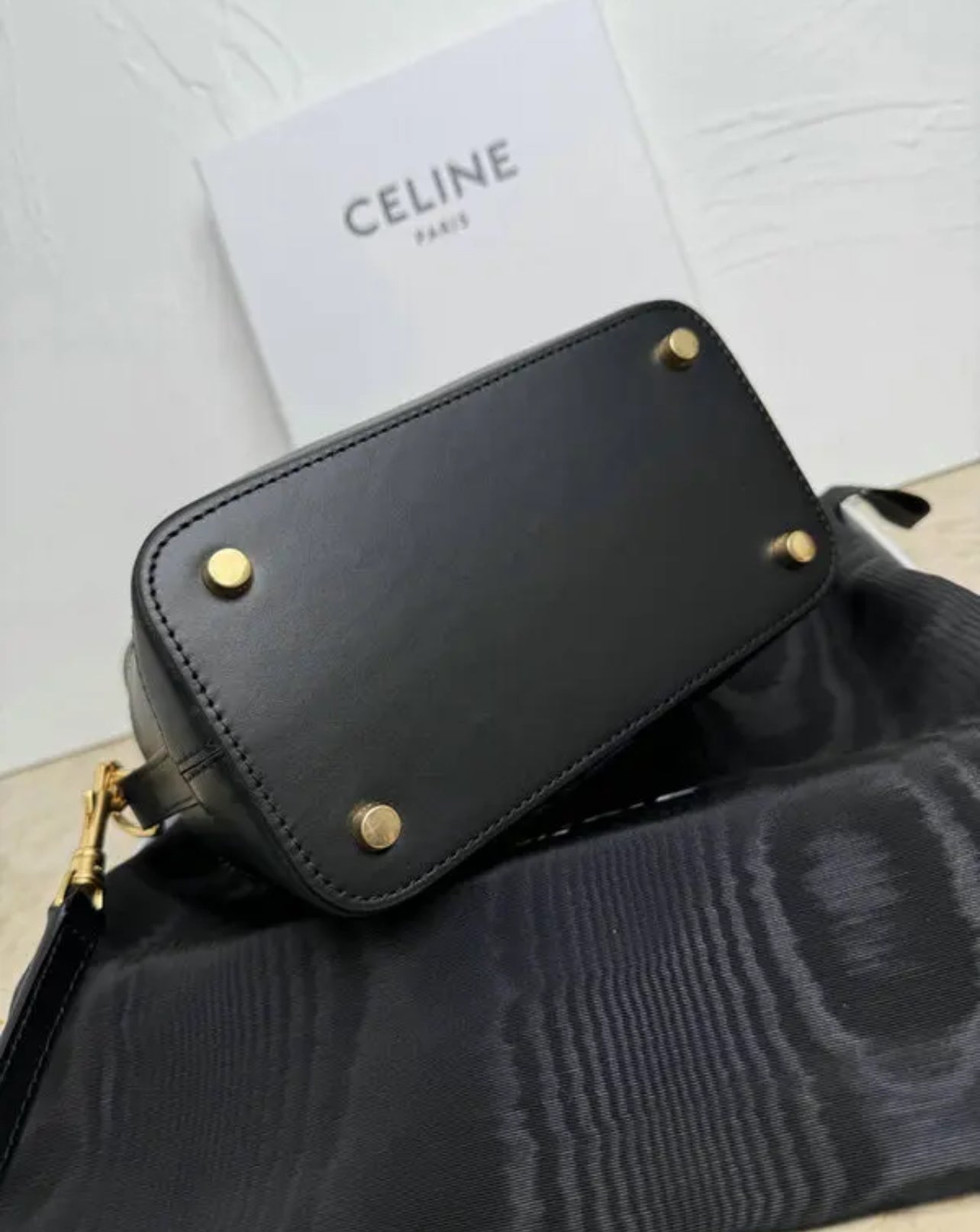 Vanity Shoulder Bag