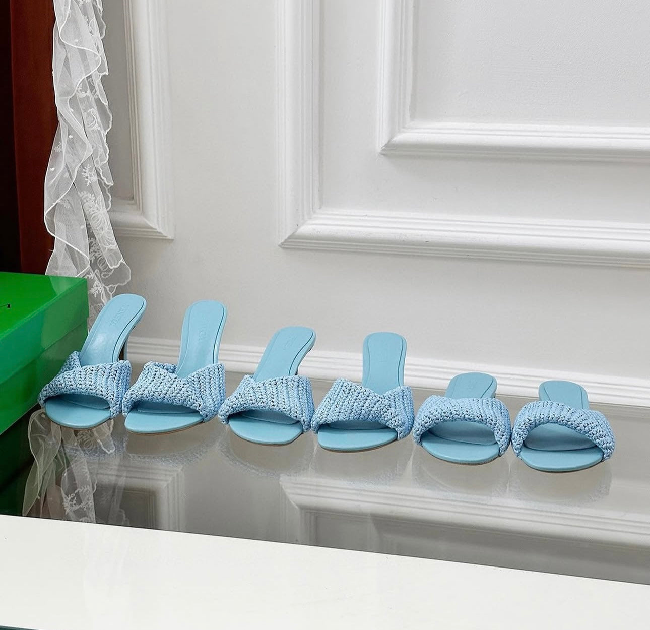 Blink Flat Mules