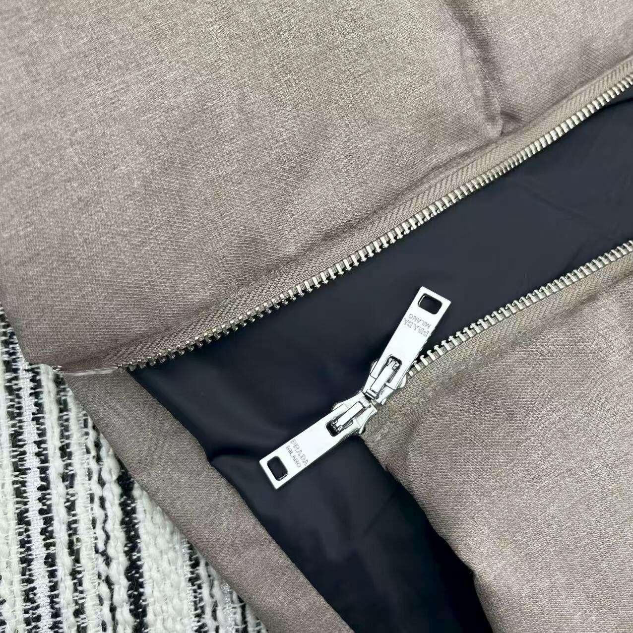 Logo Jacket