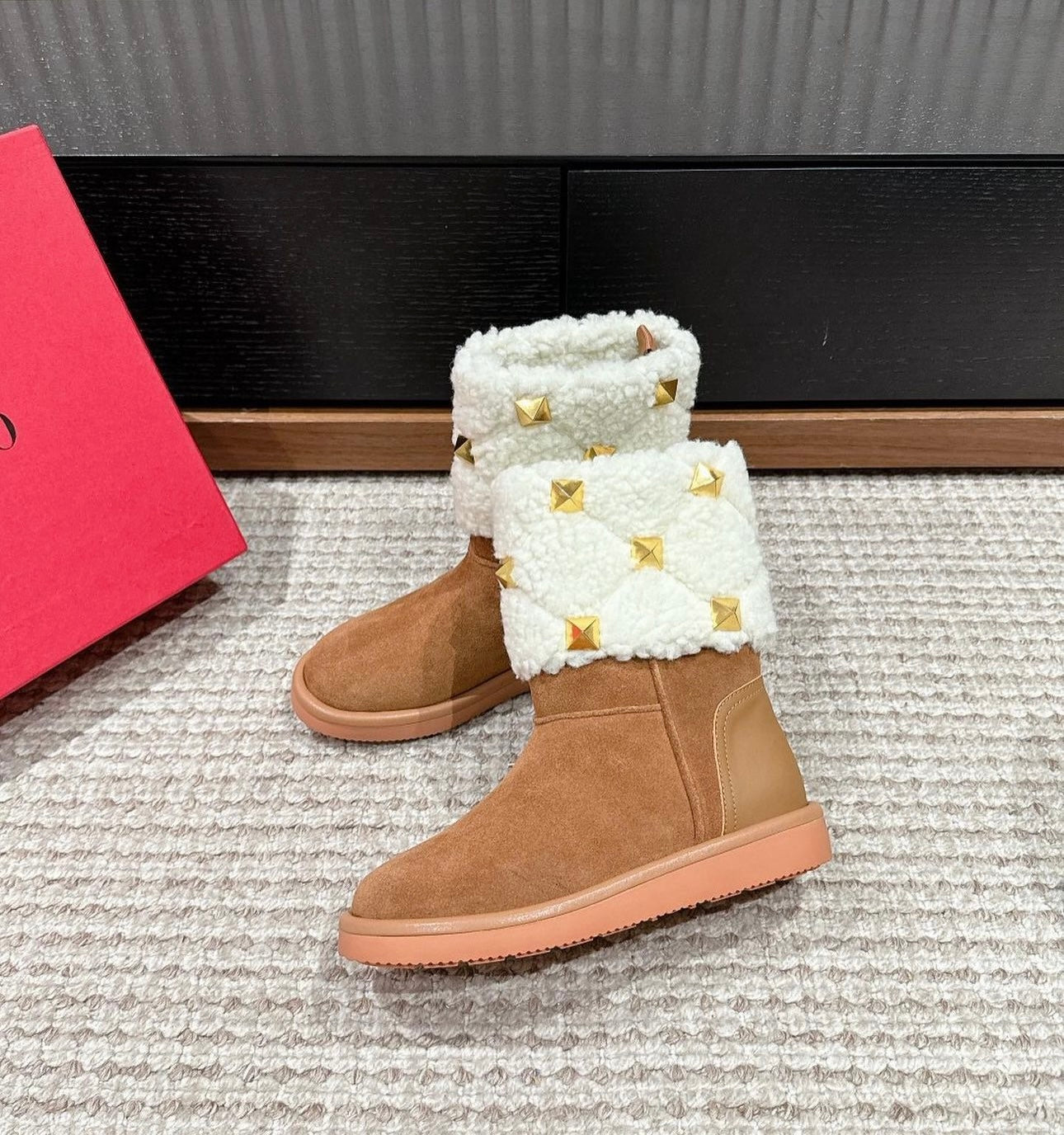 Rockstud Boots