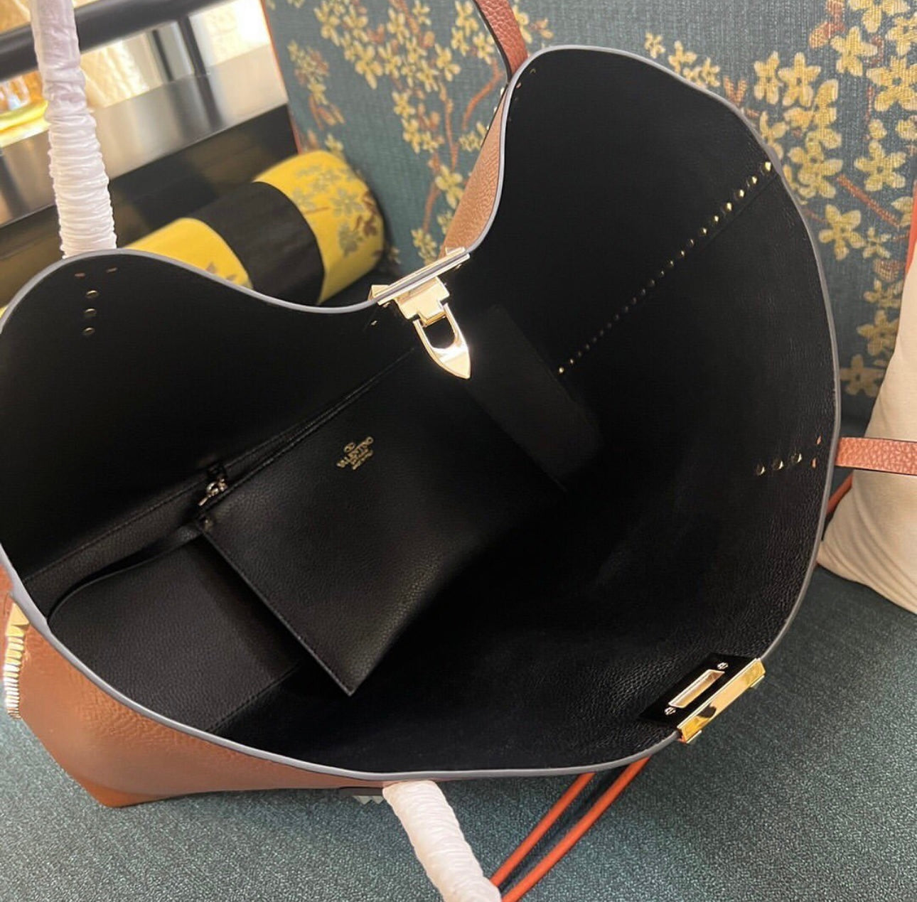 Rockstud Tote