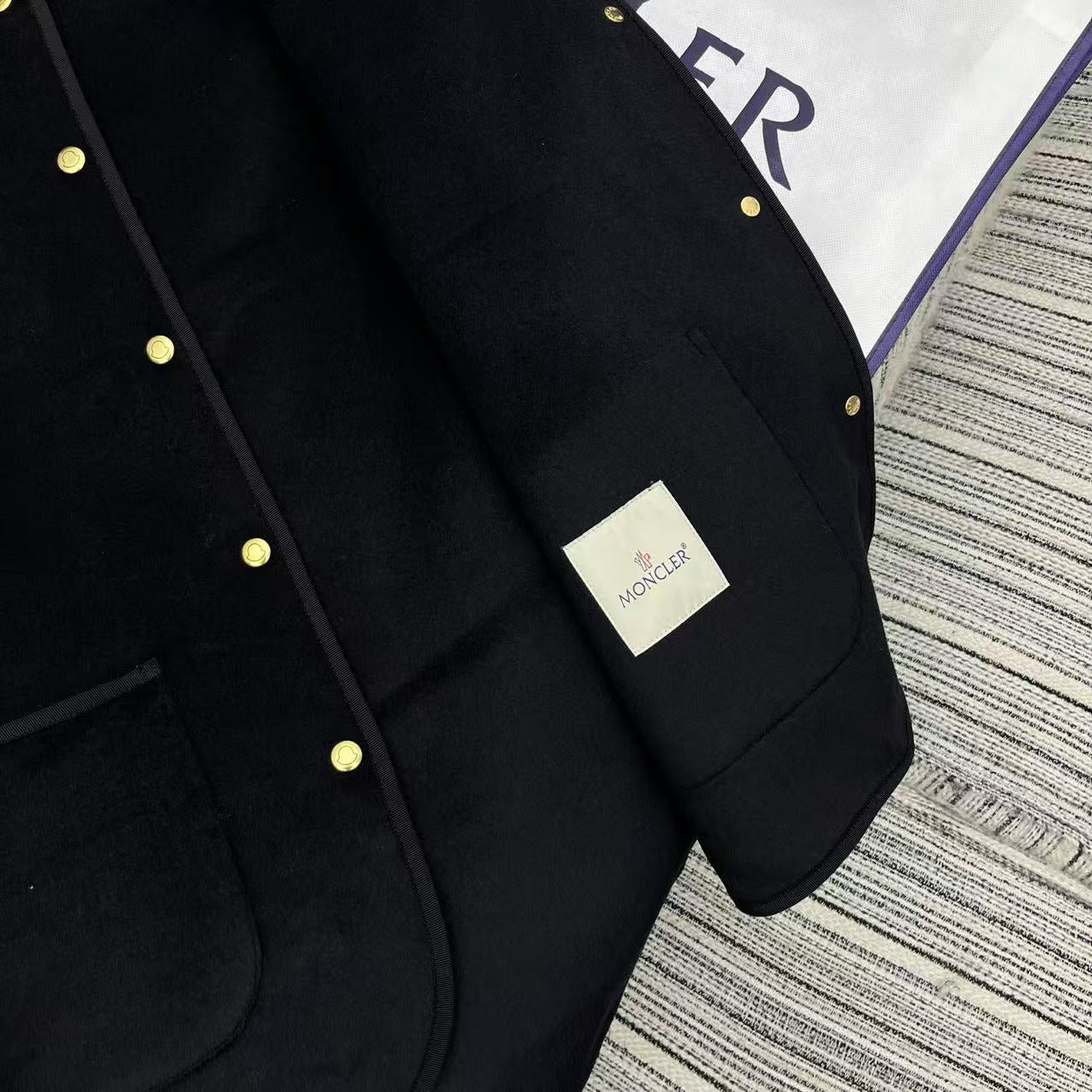 Response Jacket