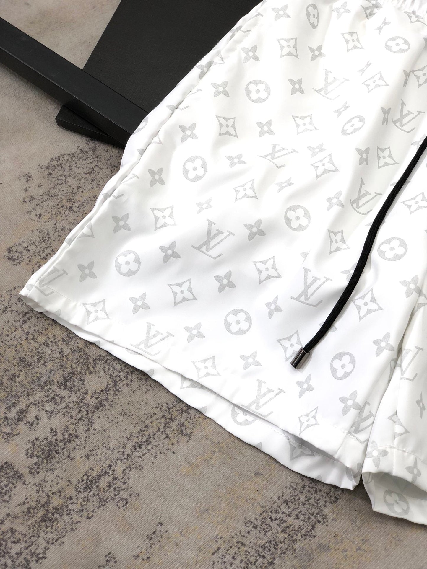 Logo Shorts