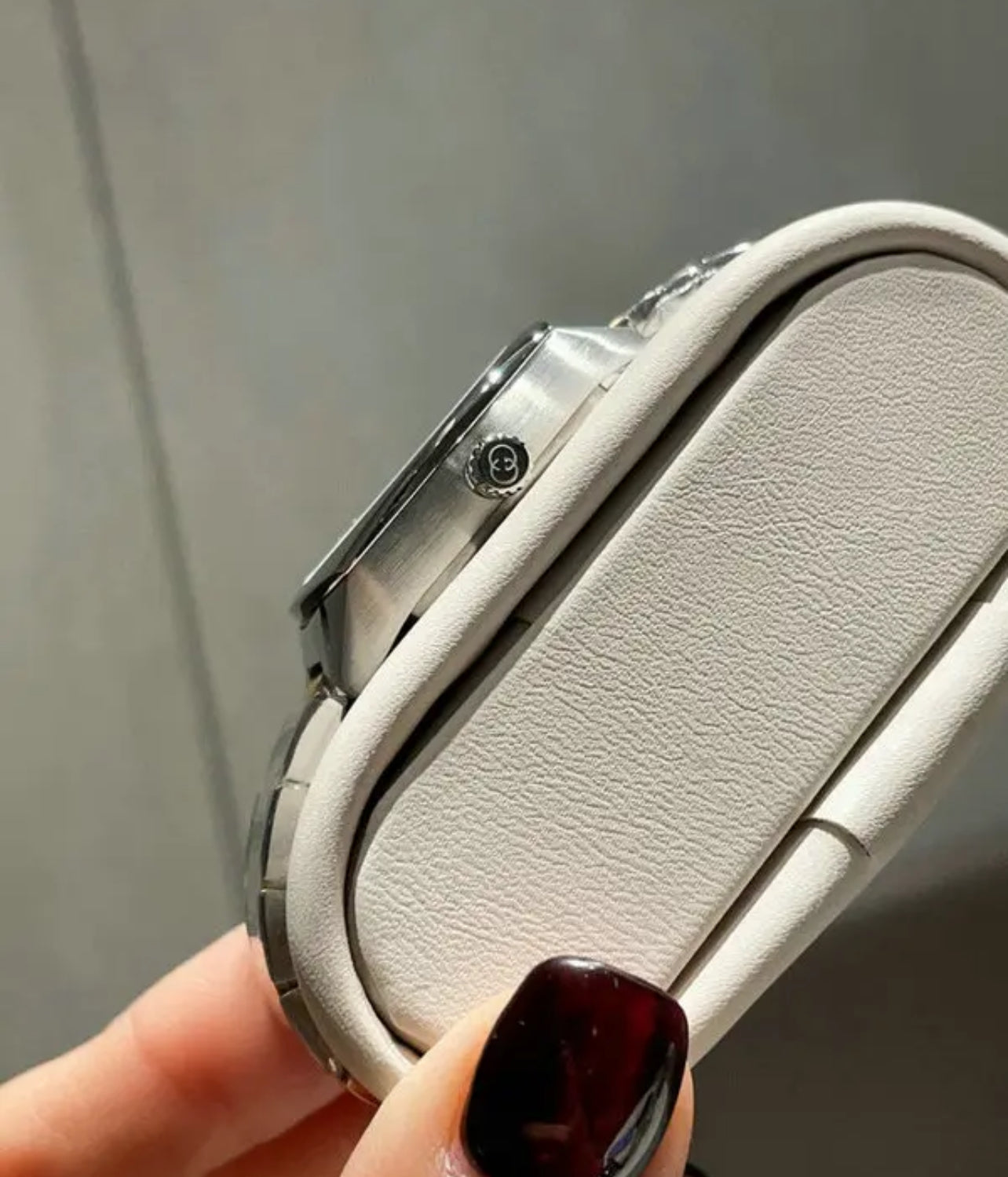 Interlocking Watch