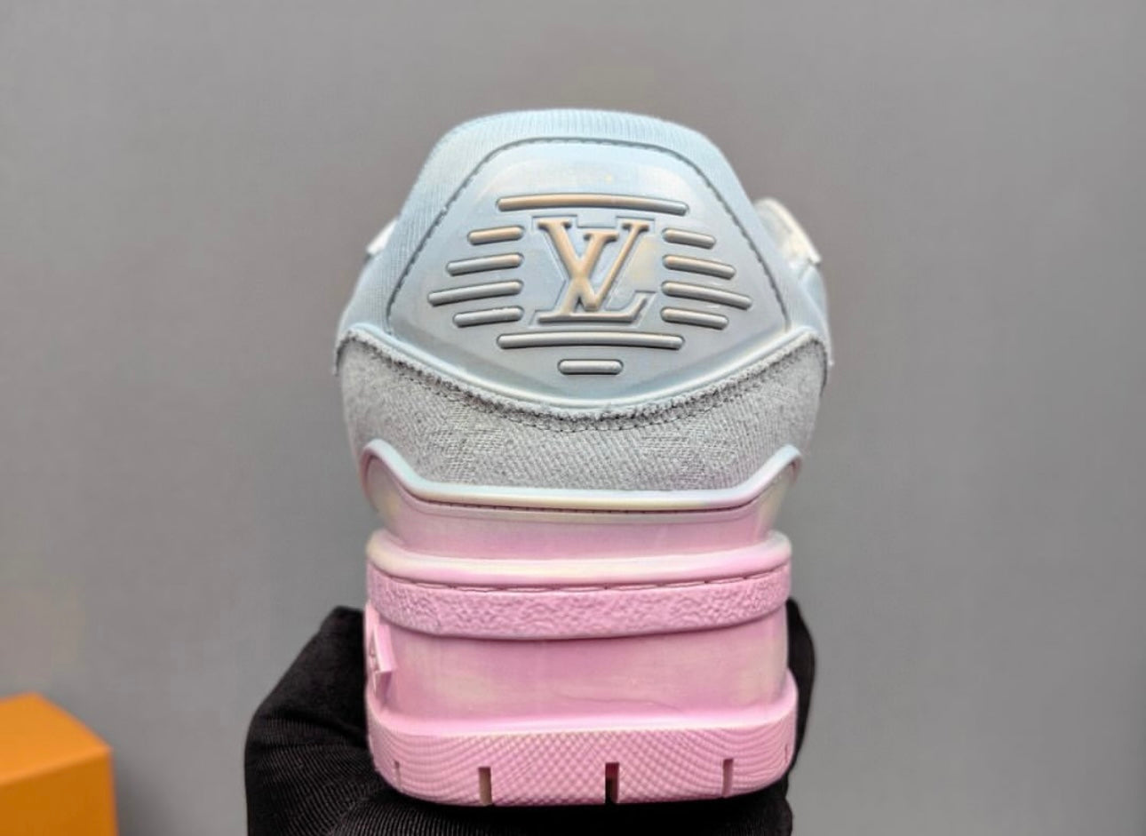 Logo Trainers