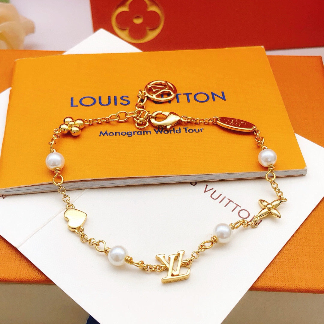 Logo Bracelet