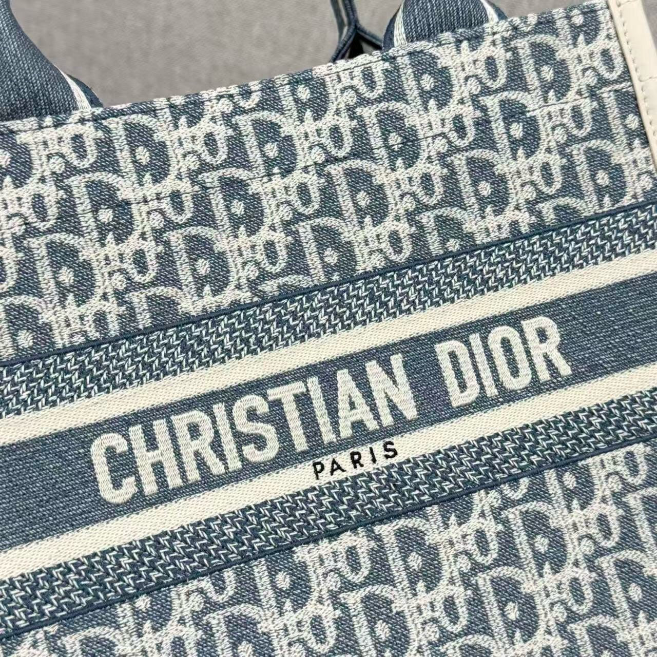 Book Tote