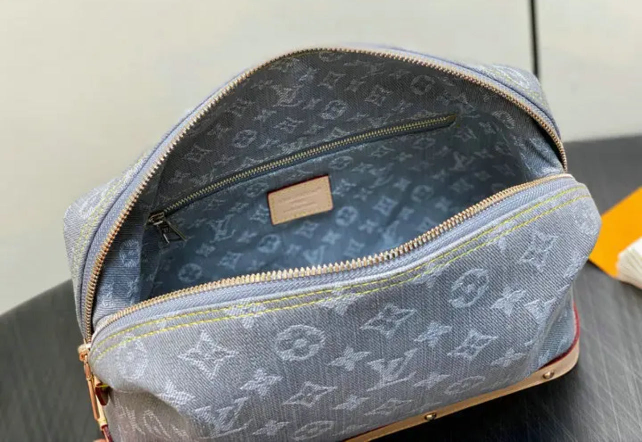 Cosmetic Pouch