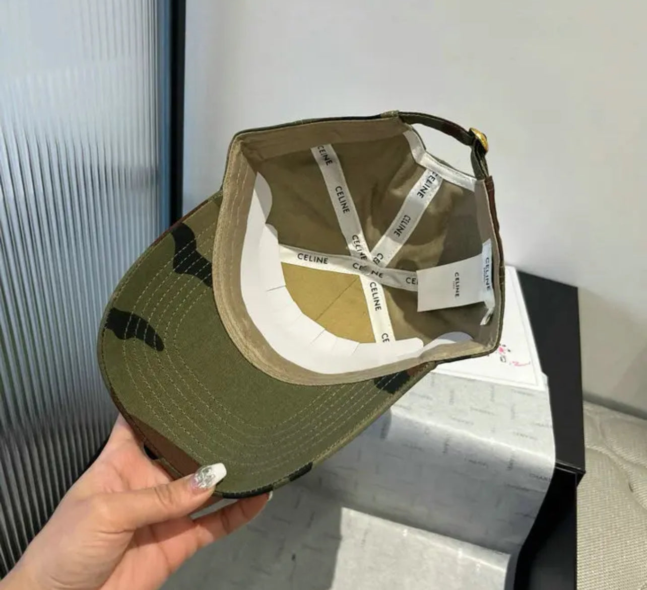 Logo Cap