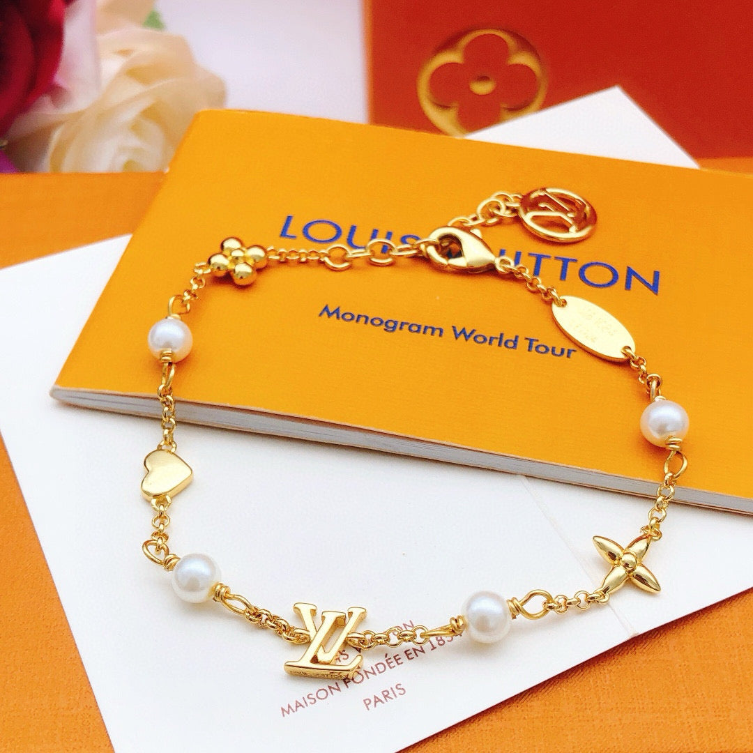 Logo Bracelet
