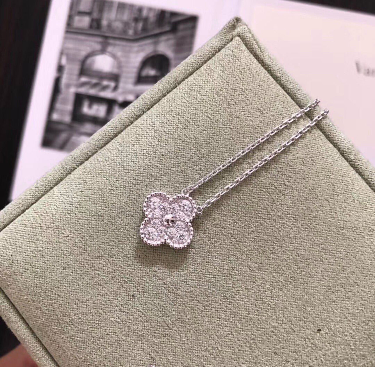 Alhambra Pendant
